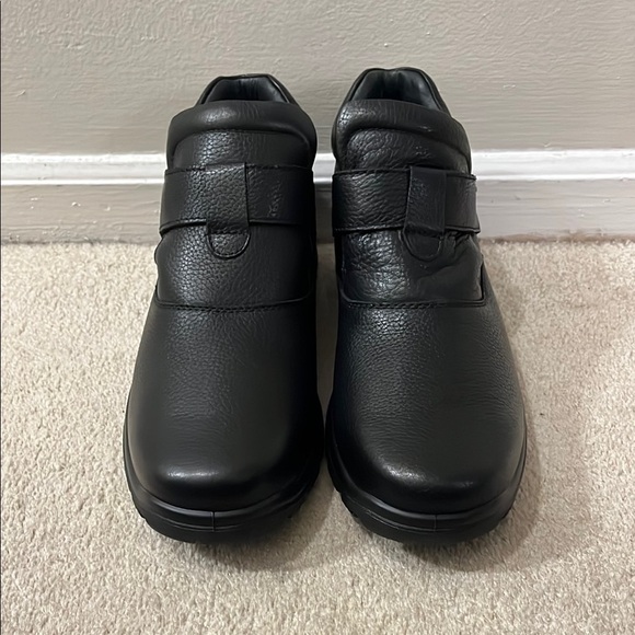 Spring Step Black Leather Men's Loafers & Slip-Ons - Picture 1 of 10
